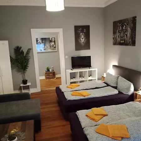 Zentrum 1 3 M R Διαμέρισμα *